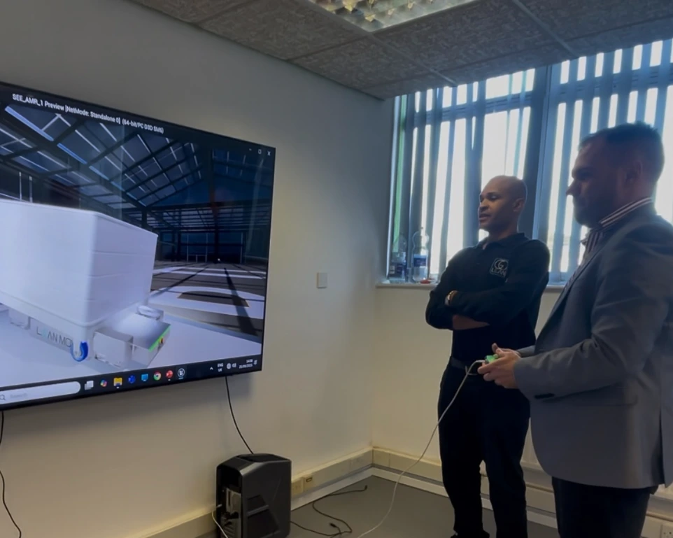 Banbury MP operates LEAN MOVE twin